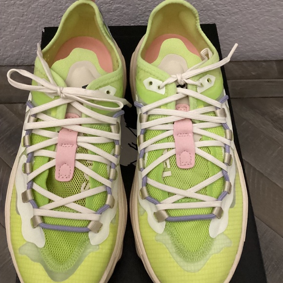 SOREL Women's Kinetic Breakthru Tech Lace Sneakers, size 8 - Picture 7 of 12